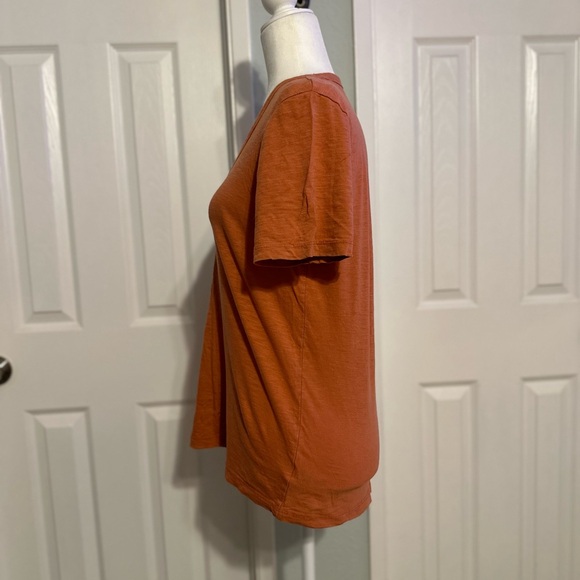 Universal Thread Orange V-neck Cotton Casual Tee Size: Small - Picture 3 of 5